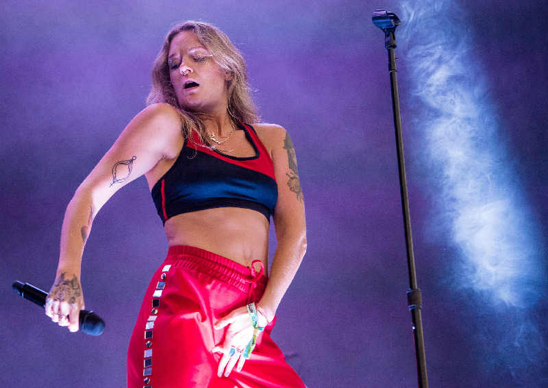 Acl Review Tove Lo Swedish Sensation Bares All Music The Austin Chronicle