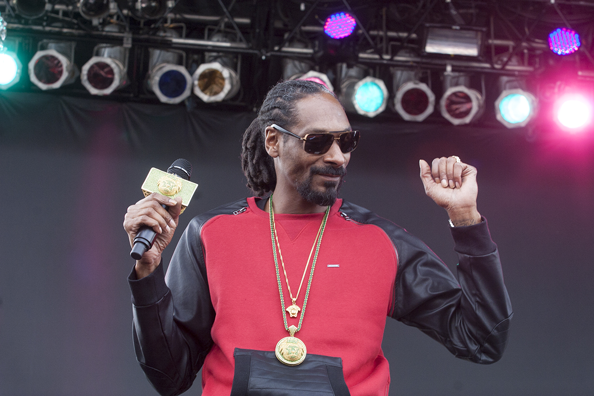 Snoop Dogg, Too Short, Warren G, Bone ThugsnHarmony, BLegit Music