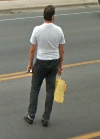 Just looking at that yellow bag is about to give me a full-on epileptic fit.