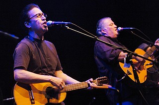 Los Lobos founders Pérez (l) and Hidalgo at the One World Theatre in 2009
