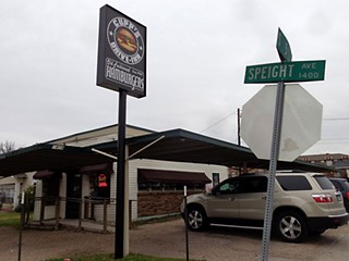 Day Trips: Cupp's Drive-Inn, Waco