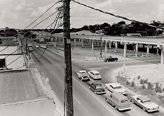 I-35 construction at Sixth St. in 1960