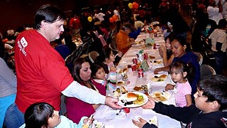 H-E-B's Feast of Sharing on Nov. 25 drew an estimated 10,000 people to the Palmer Events Center.