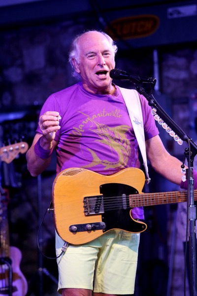 Jimmy Buffett Surfs Stubb’s: Energized Parrothead king kicks out the ...