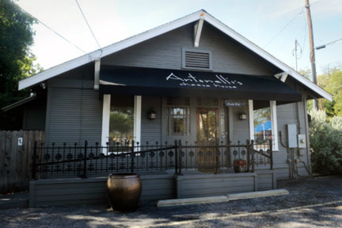 Antonelli's Cheese House - The Austin Chronicle