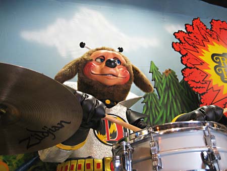 Old Dog, New Tricks: Turns out there's life yet in Showbiz Pizza's